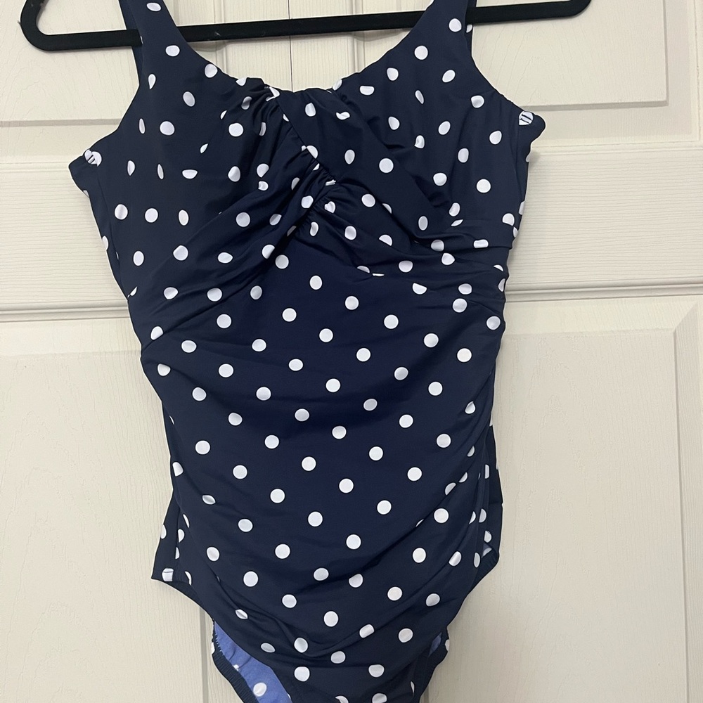 Lands End Slendersuit navy/white polka dots Size 8
